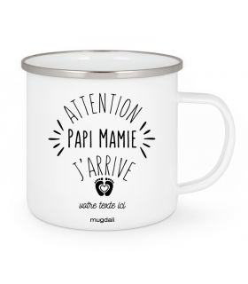 Mug "Attention Papi Mamie J'arrive"